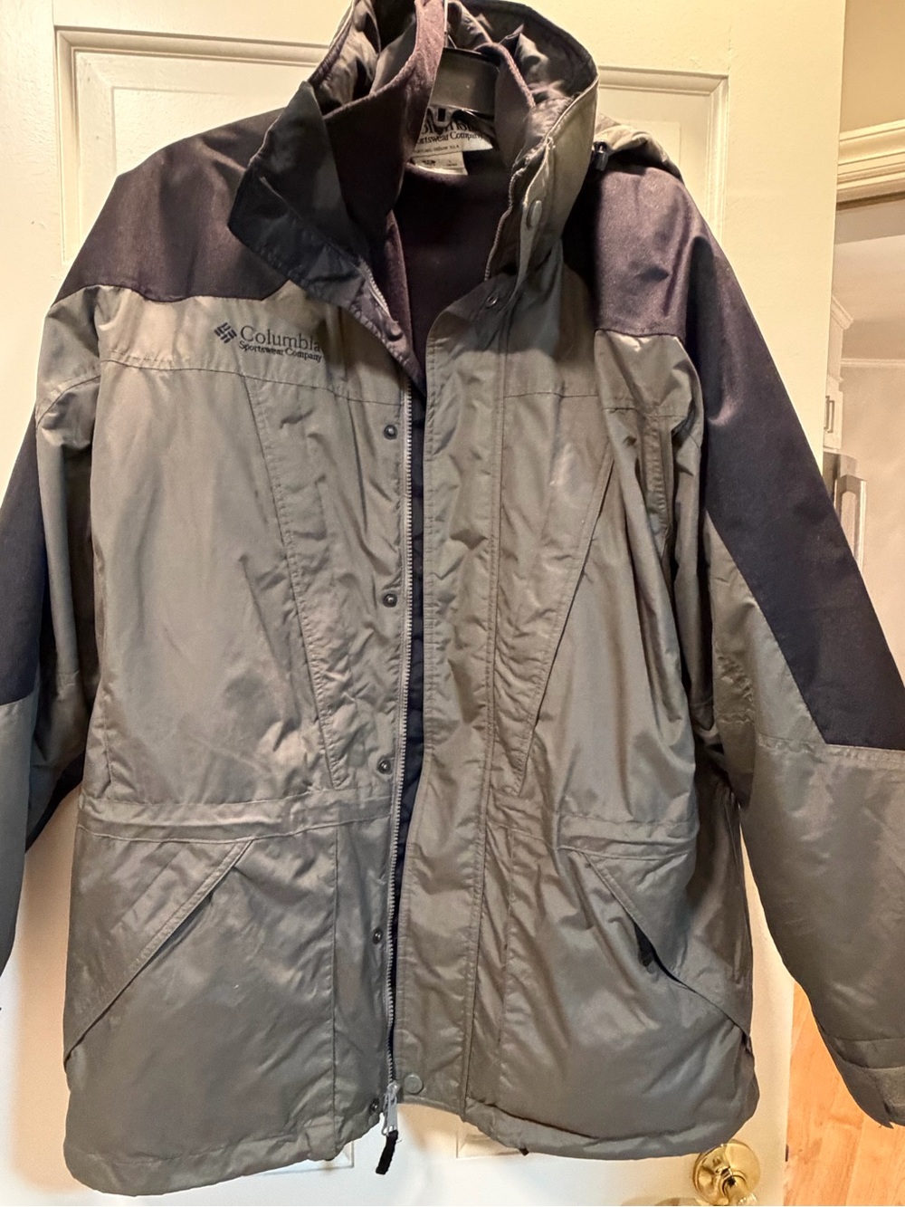 Columbia Men's Olive and Navy Waterproof Raincoat